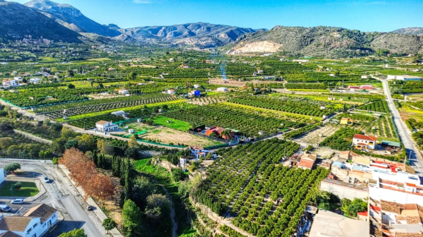 Parcela en venta en Pego, Alicante - 613 m² de oportunidad.