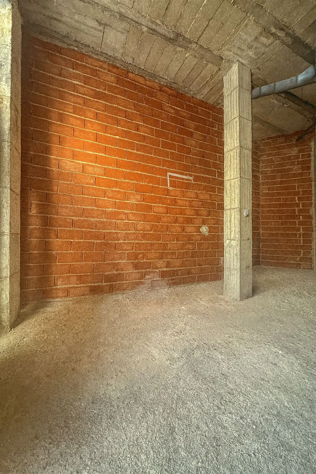 Local comercial en venta zona muy transitada en Pego (Marina Alta)