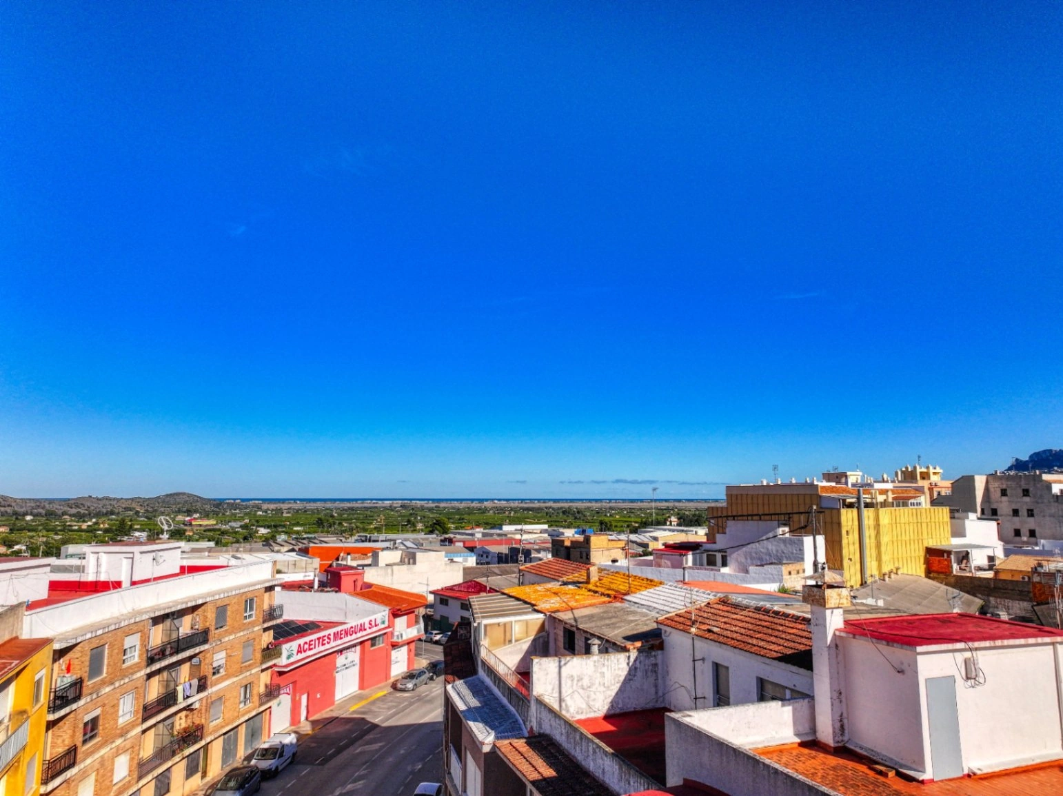 Local comercial en venta zona muy transitada en Pego (Marina Alta)