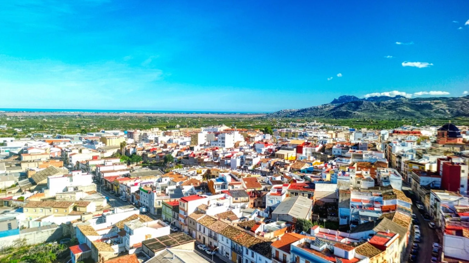 Parcela en venta en Pego, Alicante - 613 m² de oportunidad.