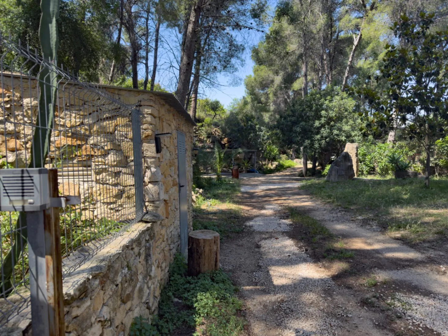 Privacidad en plena naturaleza, a 10 minutos de Pego (Costa Blanca)