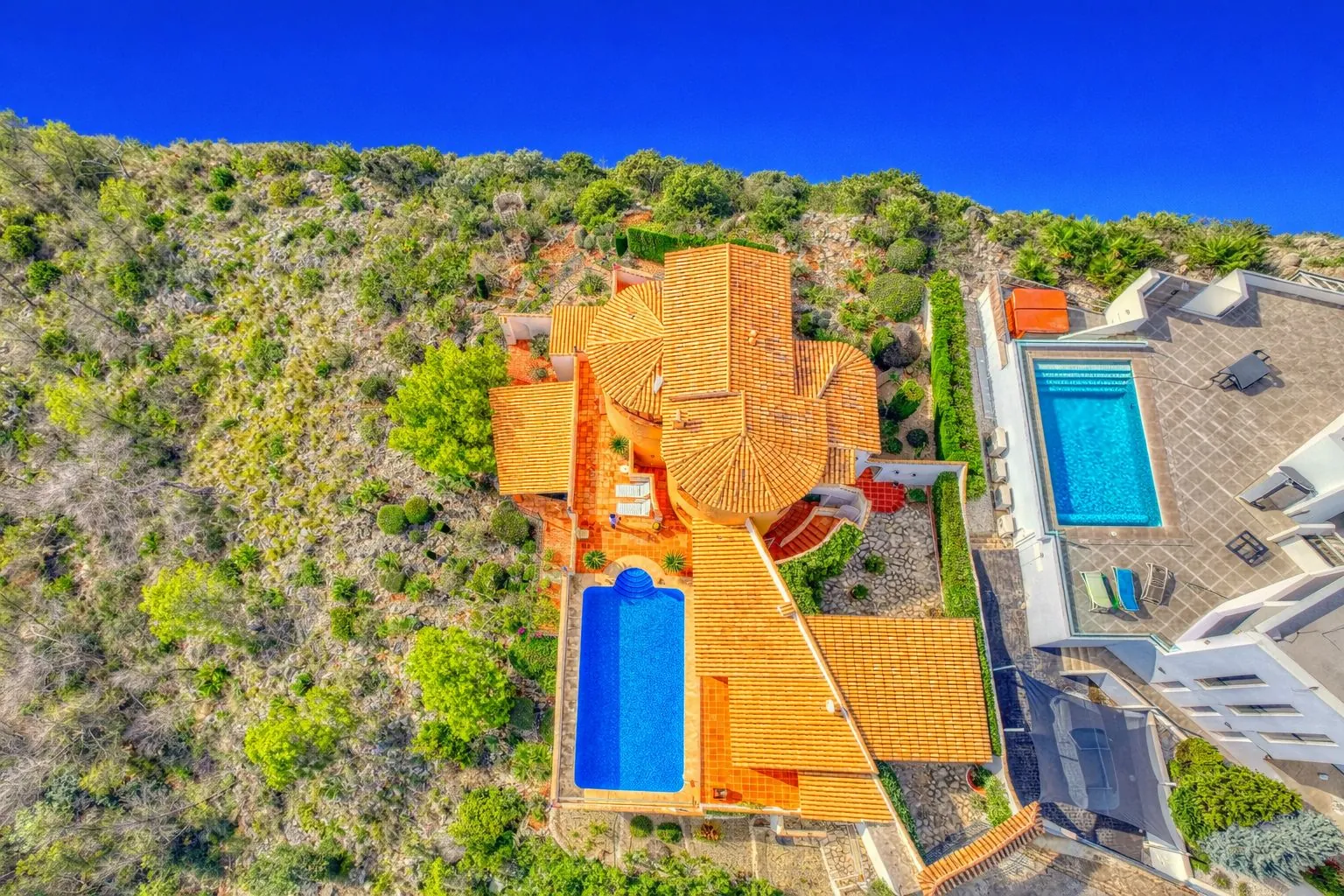 Chalet con piscina y vistas panorámicas en Adsubia (Costa Blanca)
