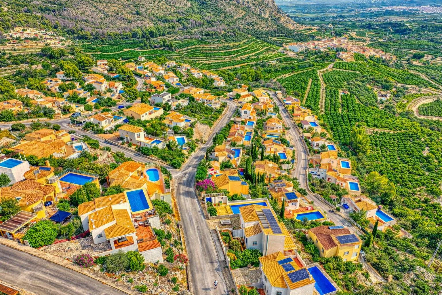 Chalet con piscina y vistas panorámicas en Adsubia (Costa Blanca)