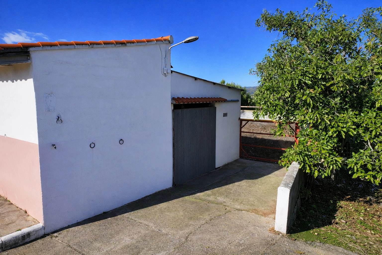 Casa de campo con cuadra de caballos cerca de Pego (Costa Blanca)