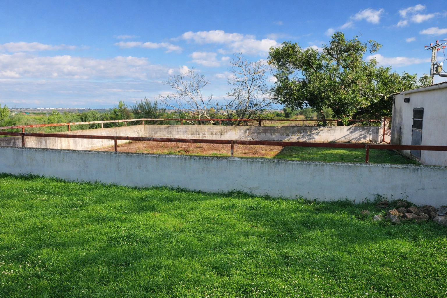 Casa de campo con cuadra de caballos cerca de Pego (Costa Blanca)