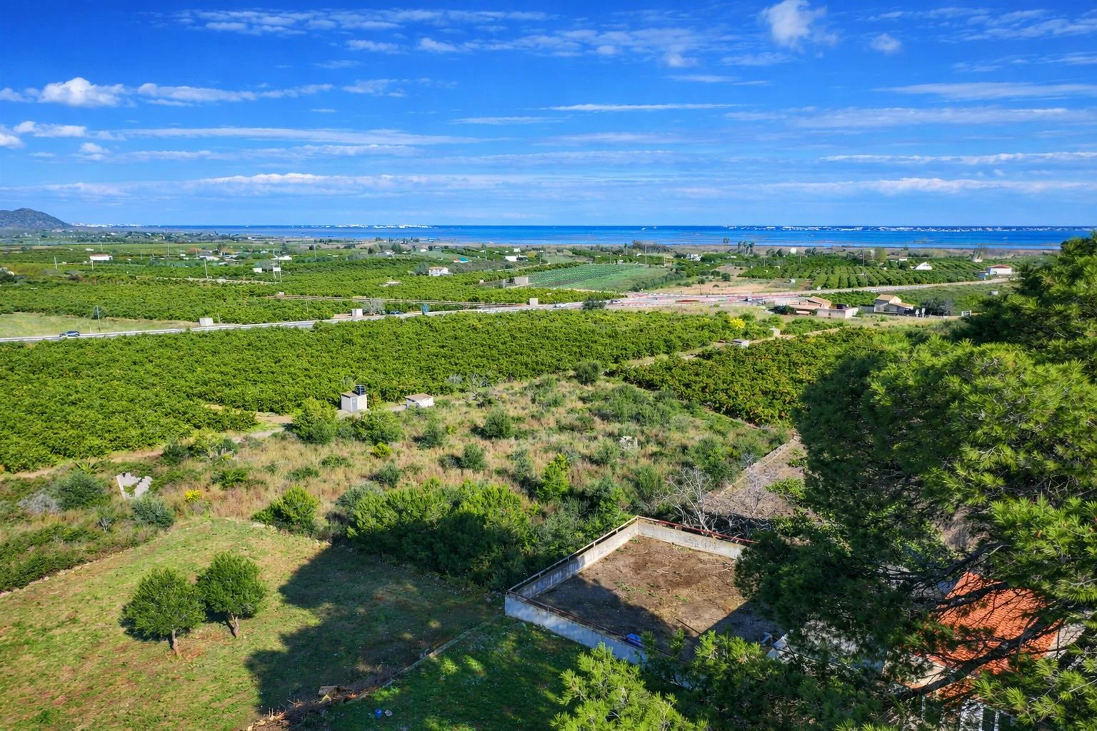 Casa de campo con cuadra de caballos cerca de Pego (Costa Blanca)