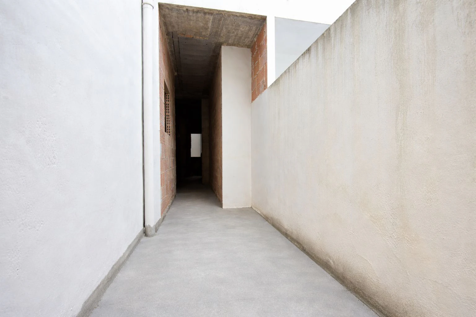Bajo diáfano en Pego, zona céntrica, ¡122 m² ideales!
