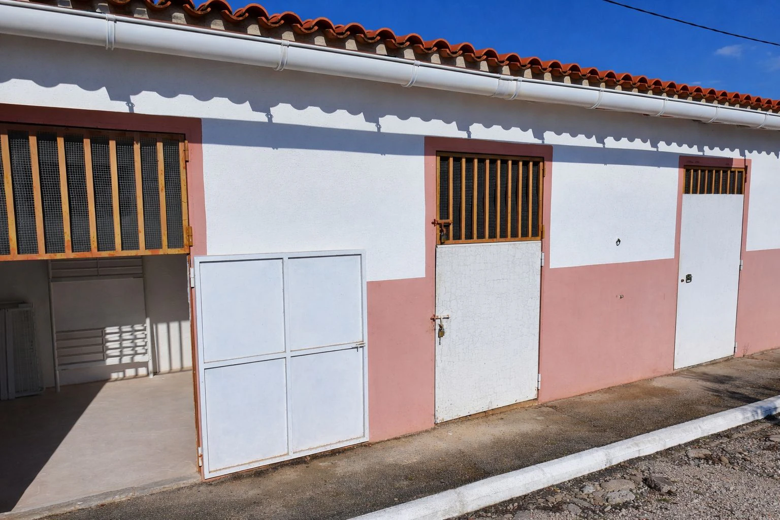Casa de campo con cuadra de caballos cerca de Pego (Costa Blanca)
