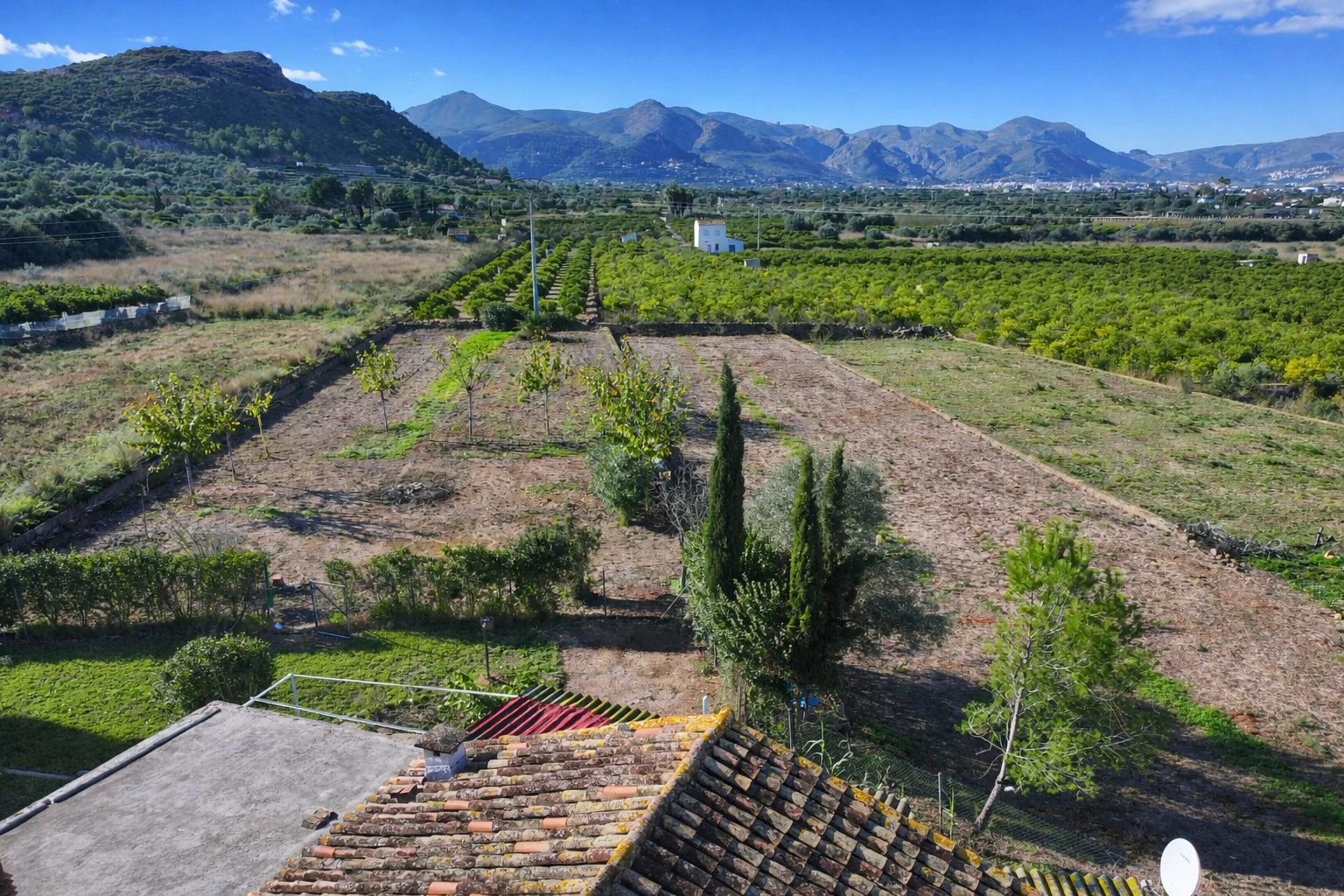 Casa de campo con cuadra de caballos cerca de Pego (Costa Blanca)