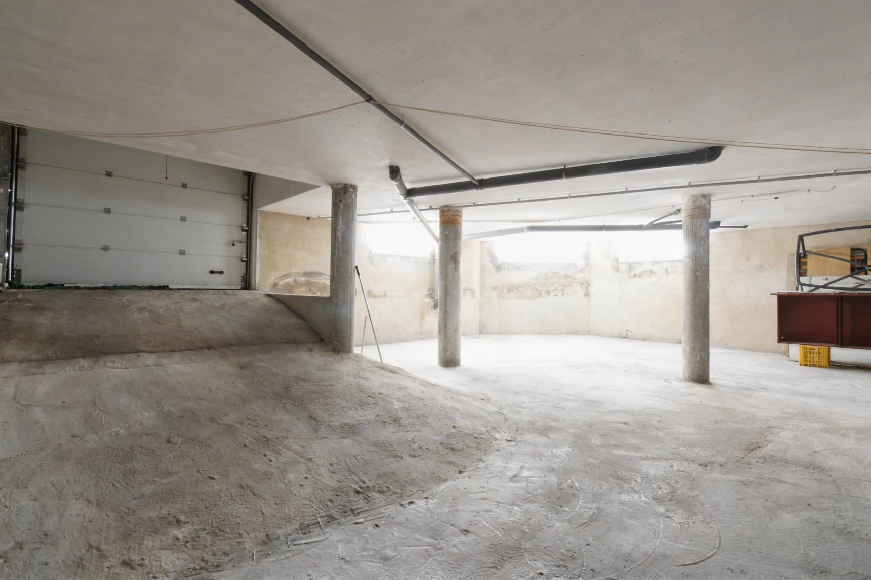 CASA CON GARAJE XXL Y POTENCIAL DE REVALORIZACIÓN EN PEGO – 300 m² REALES
