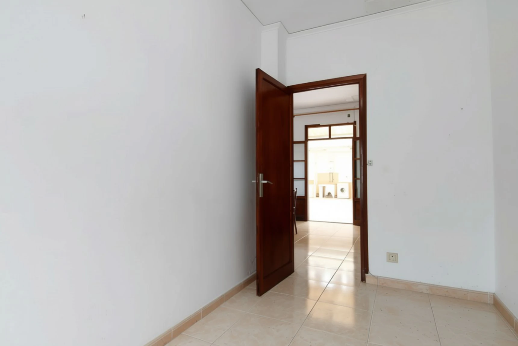 Planta baja con potencial y alta demanda de alquiler en Pego (Costa Blanca)