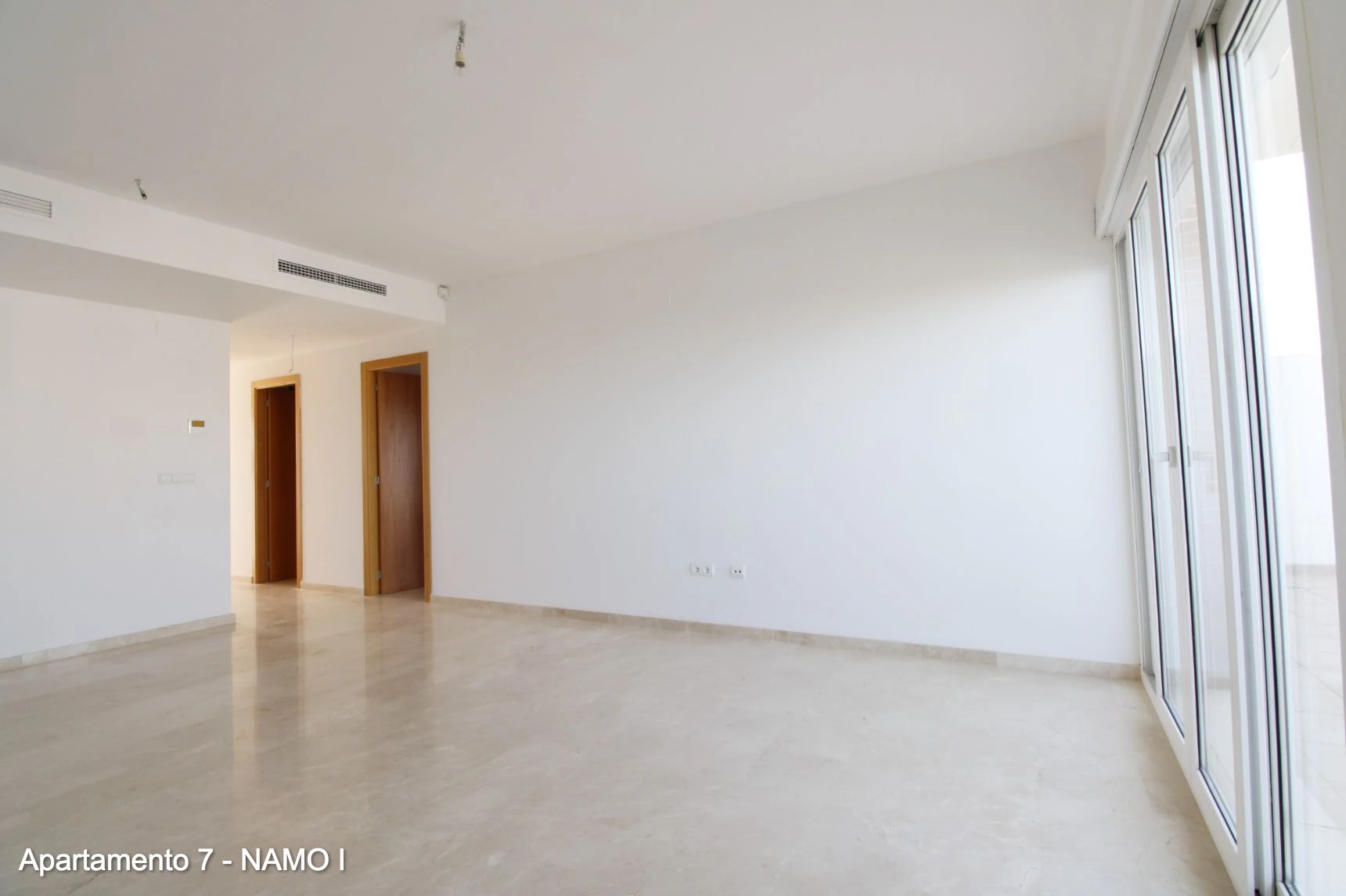APARTAMENTO CON TERRAZA Y VISTAS AL MAR (MONTE PEGO)