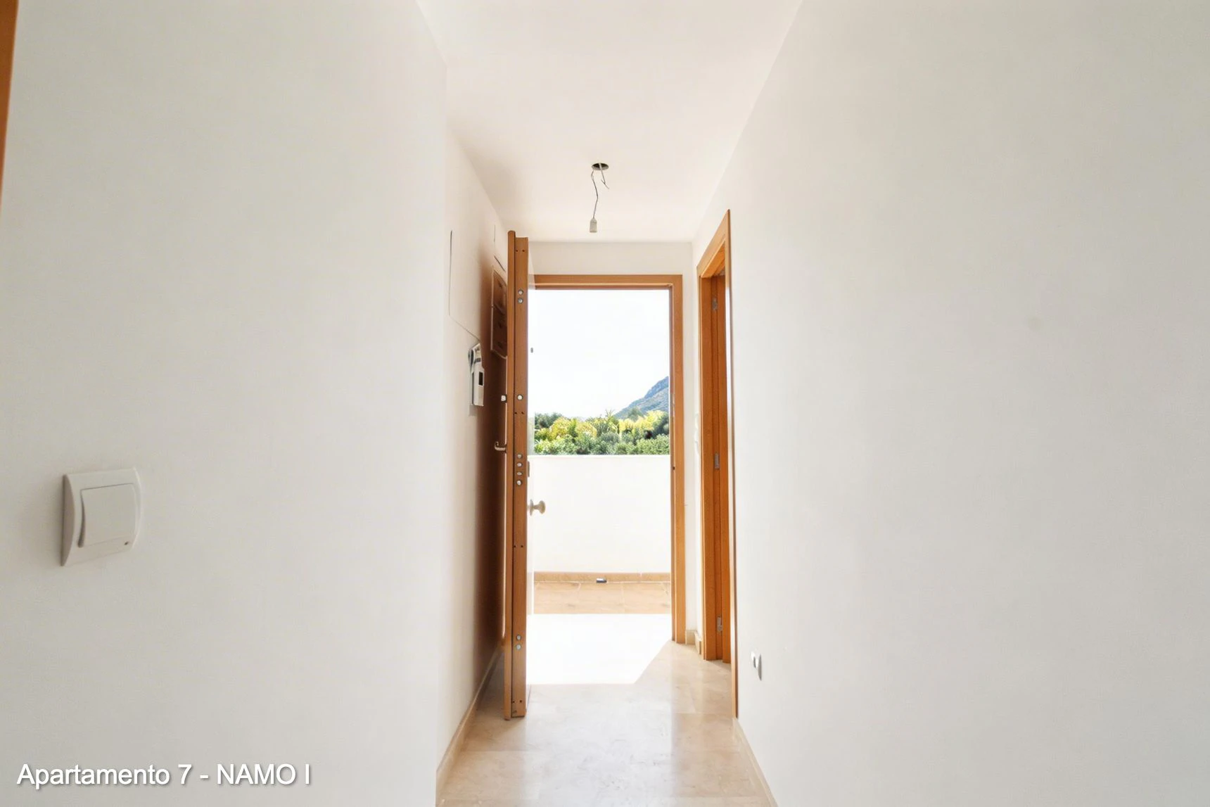 APARTAMENTO CON TERRAZA Y VISTAS AL MAR (MONTE PEGO)