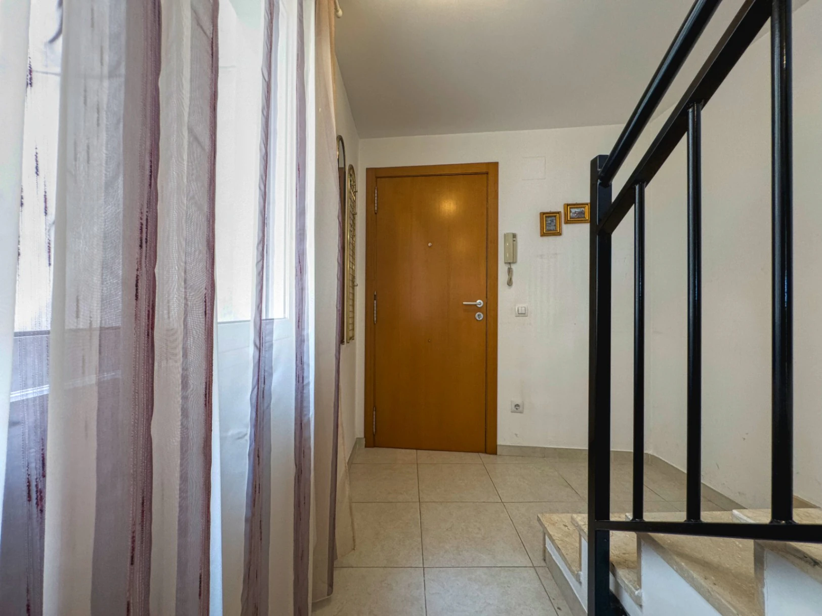 Ático Duplex con 2 habitaciones y terraza en Pego (Marina Alta)