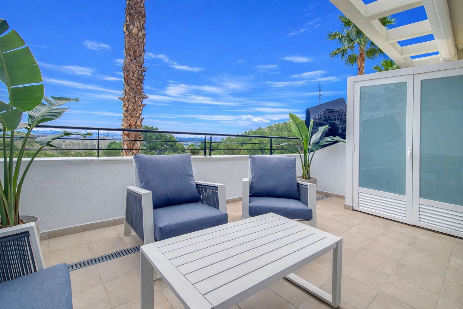 Investitionsmöglichkeit am Mittelmeer: Luxuswohnung im Xeresa del Monte Resort mit 360º Aussicht