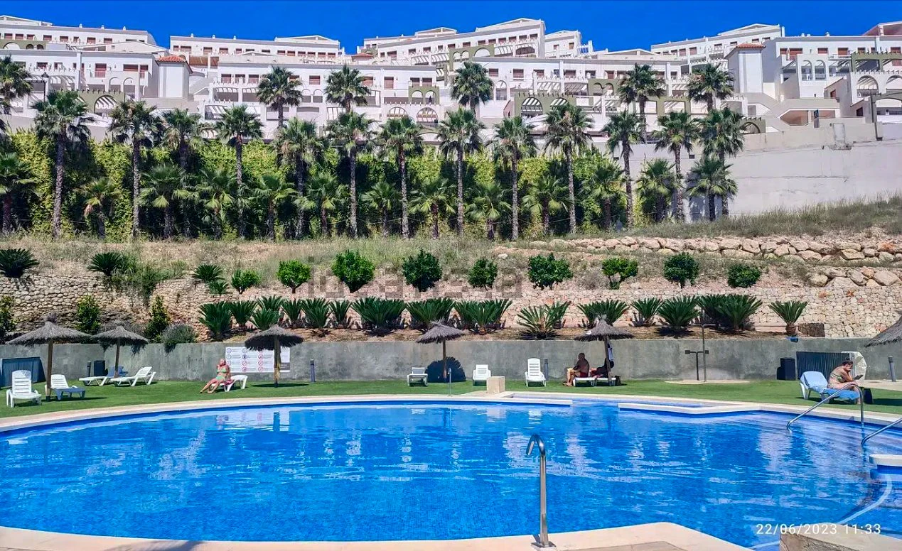 Investitionsmöglichkeit am Mittelmeer: Luxuswohnung im Xeresa del Monte Resort mit 360º Aussicht
