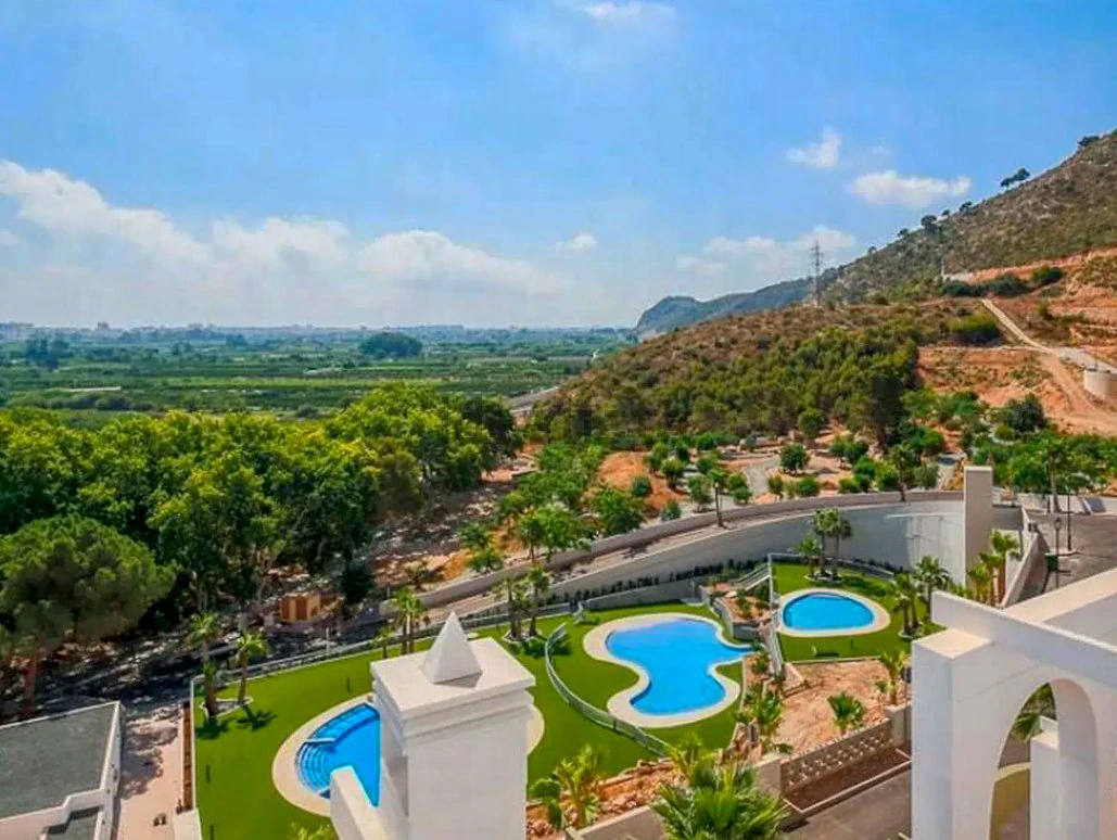 Investitionsmöglichkeit am Mittelmeer: Luxuswohnung im Xeresa del Monte Resort mit 360º Aussicht
