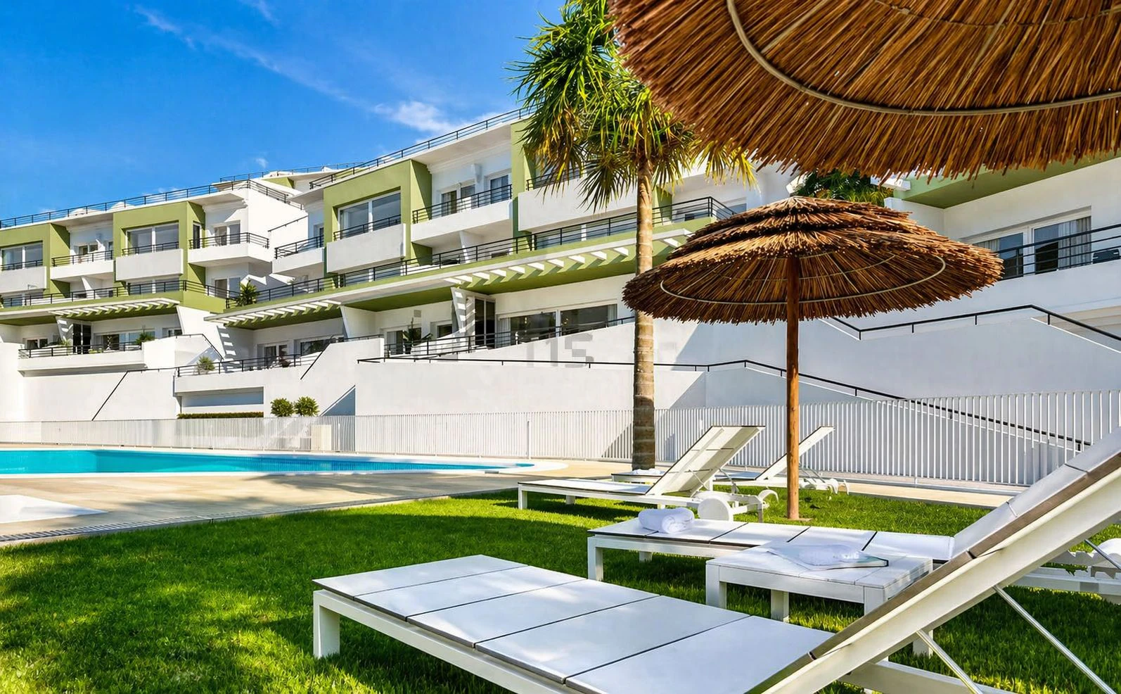 Investitionsmöglichkeit am Mittelmeer: Luxuswohnung im Xeresa del Monte Resort mit 360º Aussicht