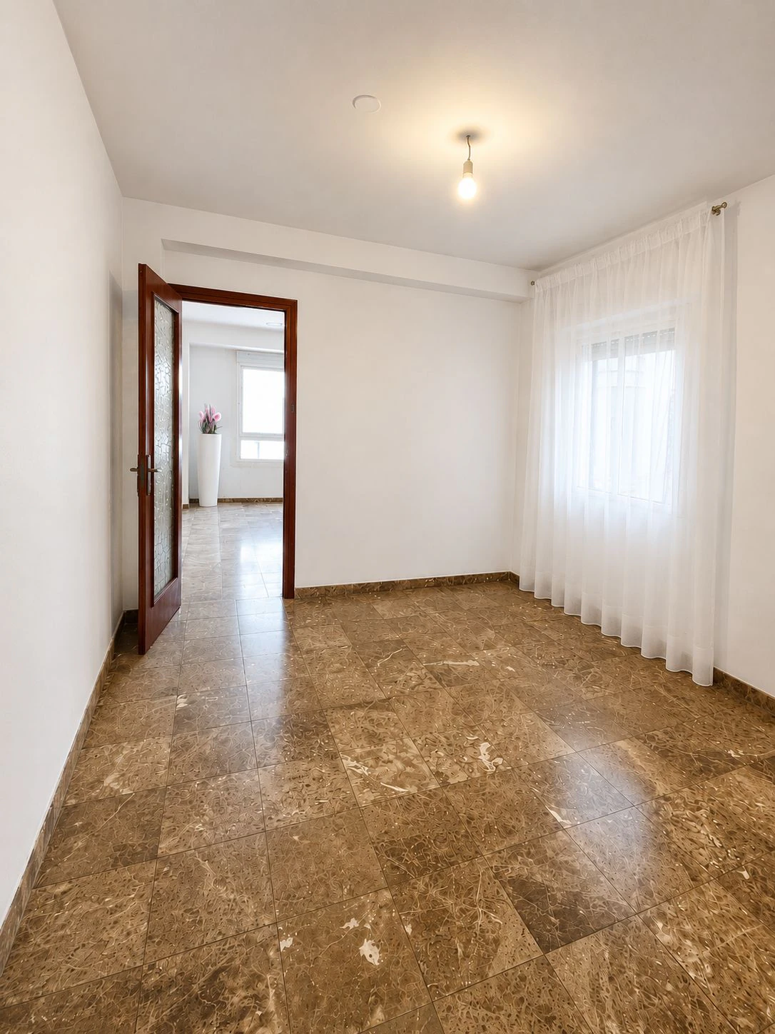 Piso con gran potencial en el centro de Pego (Marina Alta)