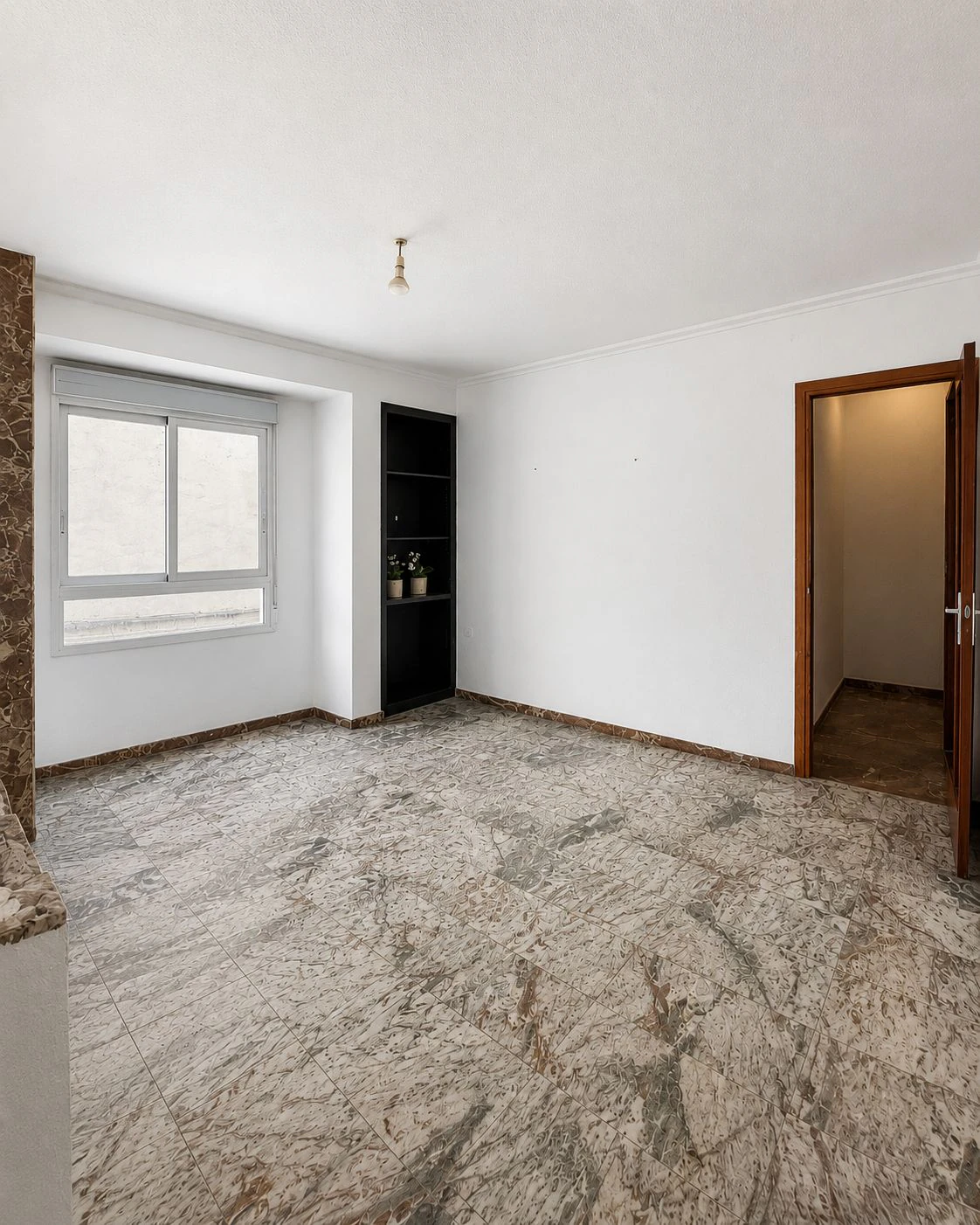 Piso con gran potencial en el centro de Pego (Marina Alta)