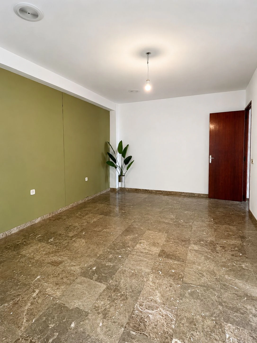 Piso con gran potencial en el centro de Pego (Marina Alta)