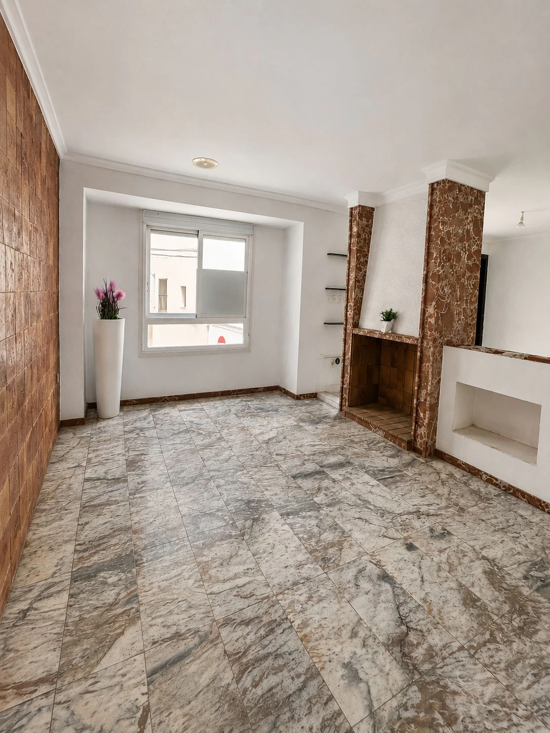 Piso con gran potencial en el centro de Pego (Marina Alta)