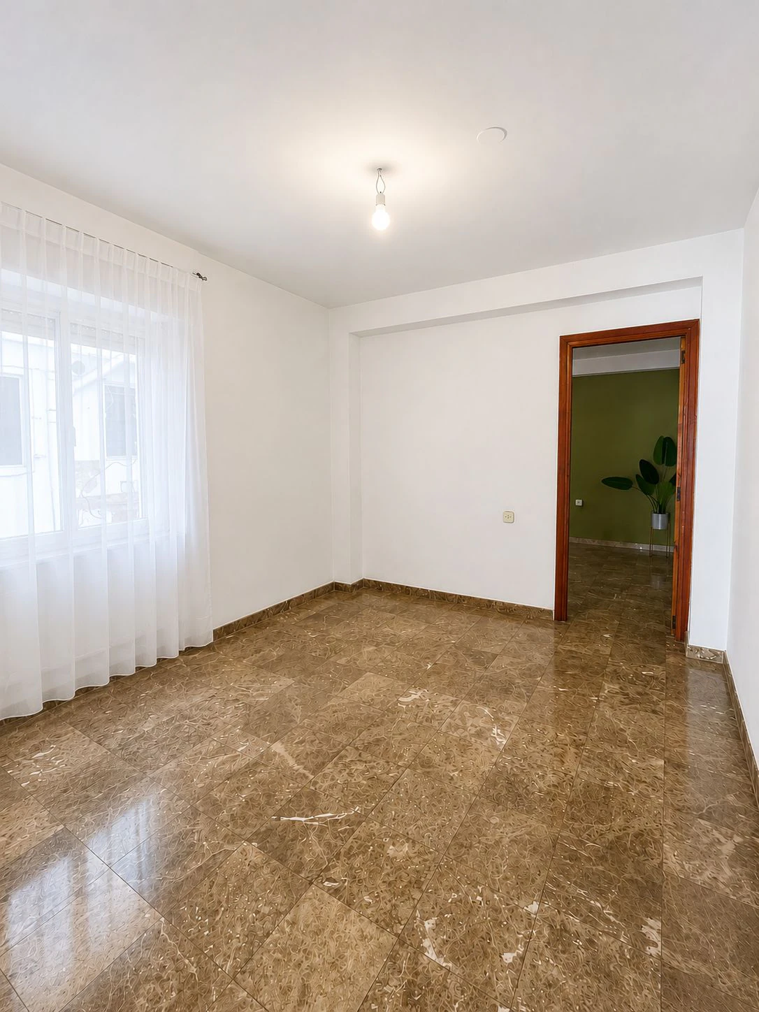 Piso con gran potencial en el centro de Pego (Marina Alta)