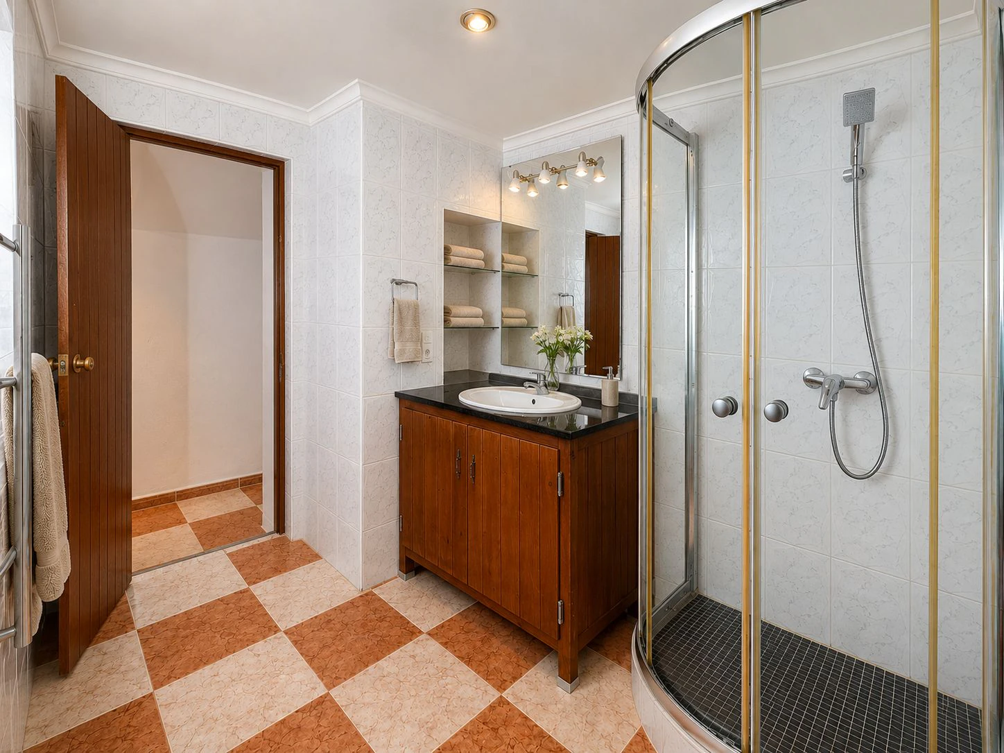 Vivienda unifamiliar con posibilidad de ampliar en el centro de Pego (Marina Alta)