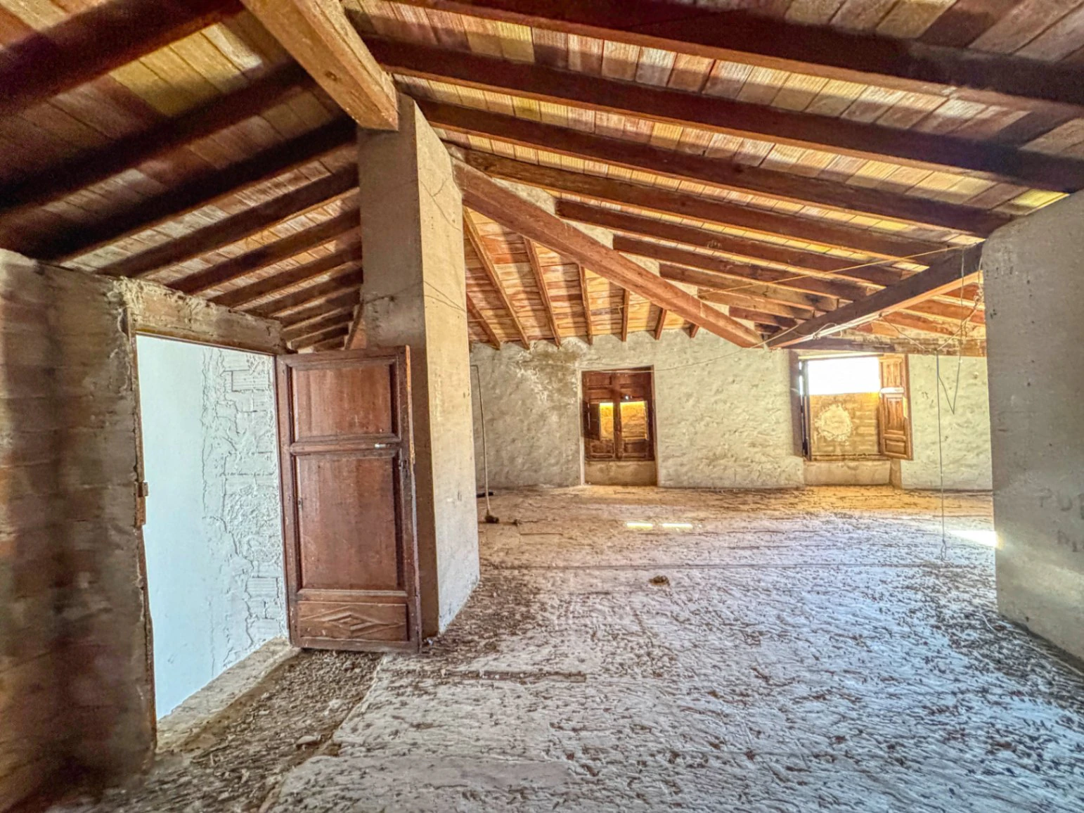 Inversión en la Costa Blanca, vivienda e ingresos económicos