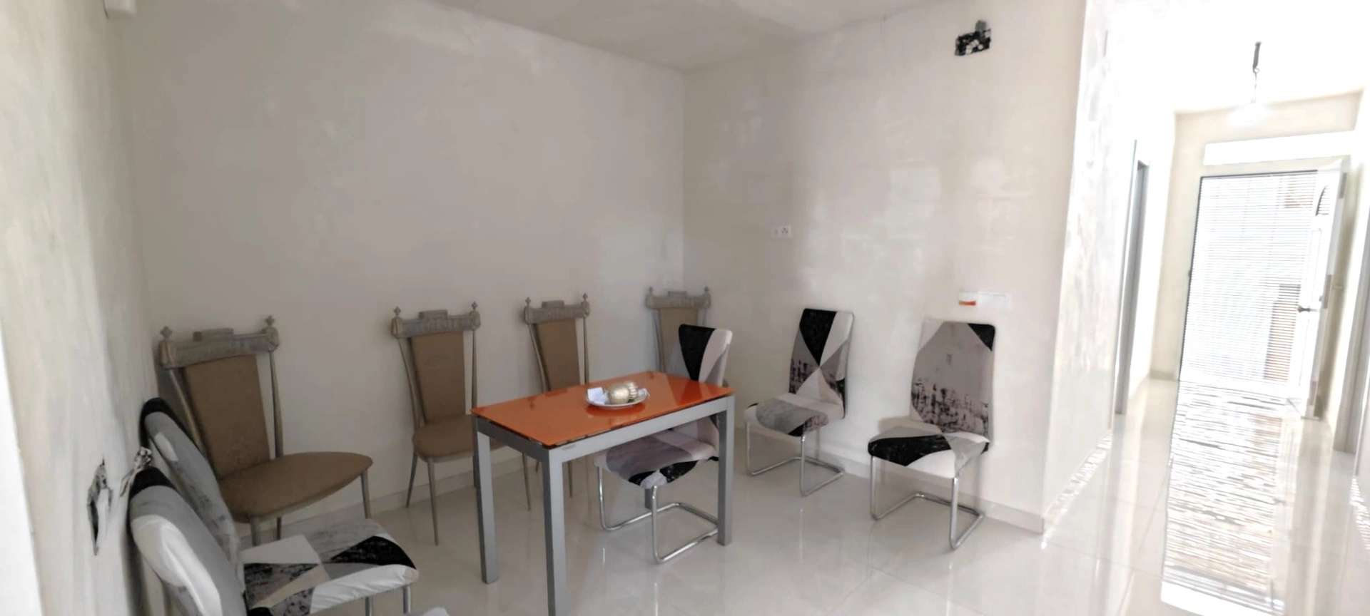 CASA DE PUEBLO EN OLIVA REFORMADA CON ESTILO