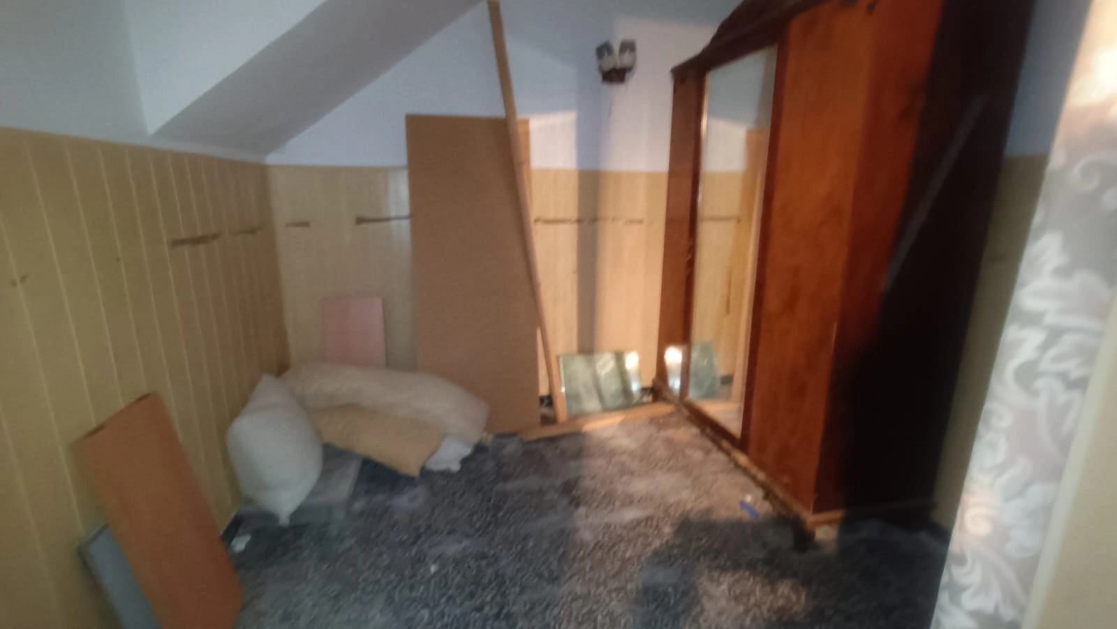 CASA DE PUEBLO AMPLIA Y CENTRICA EN PEDREGUER