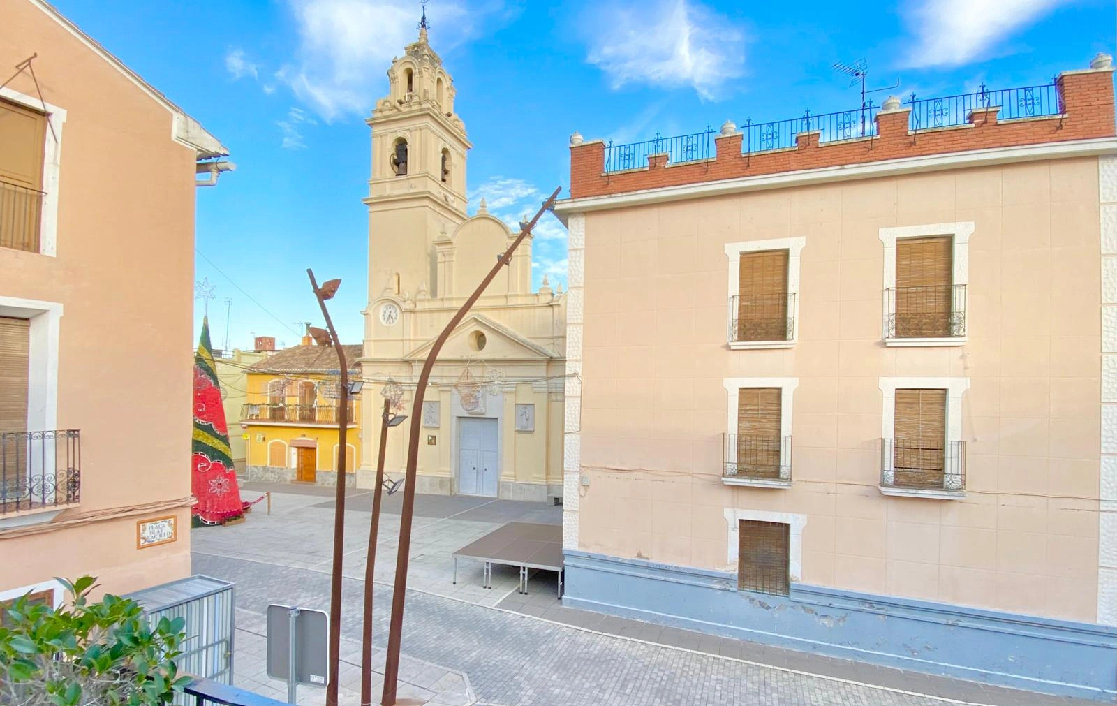 SE VENDE CASA ESPECTACULAR EN REAL DE GANDIA