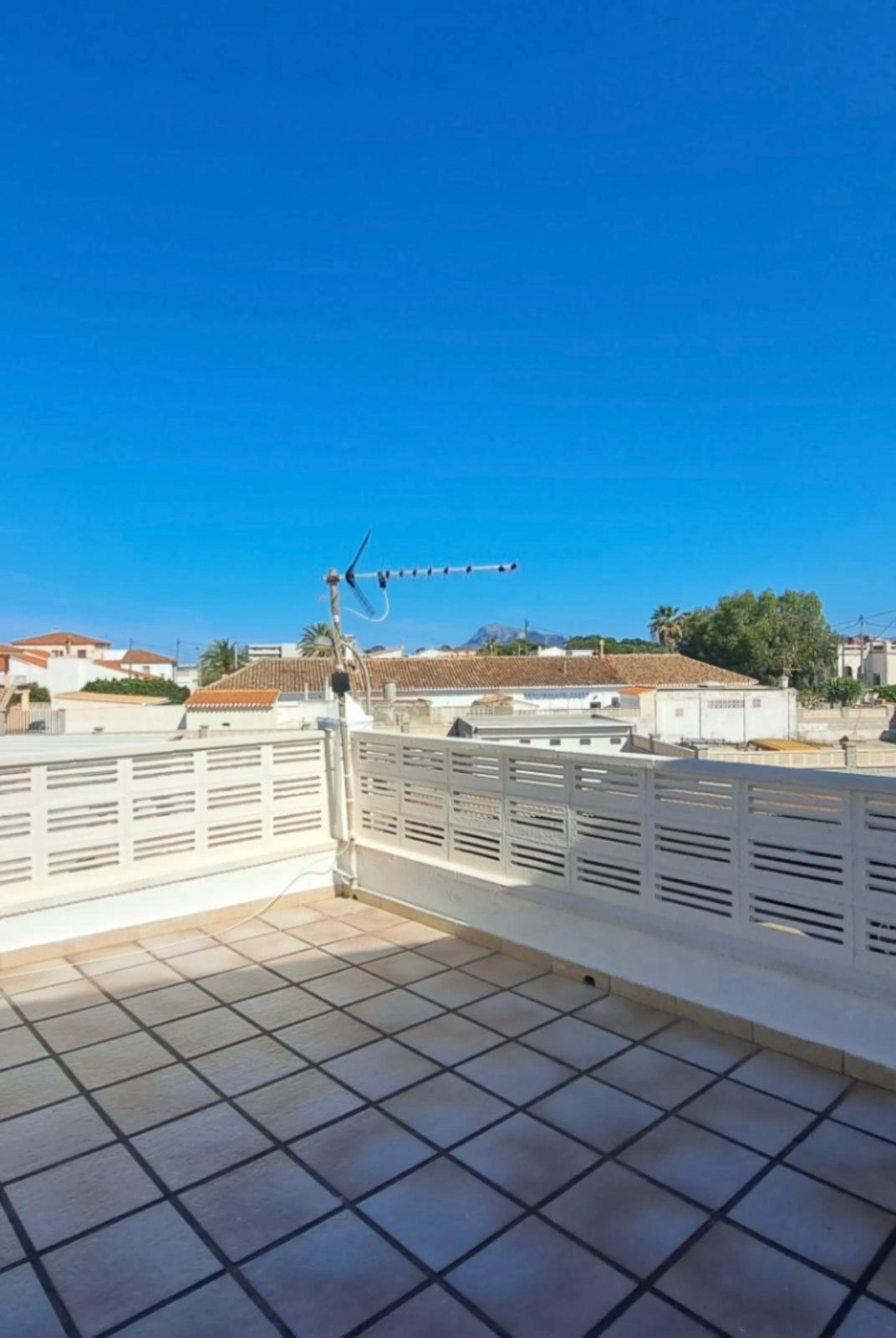 Chalet Adosado 1.Linea, Denia