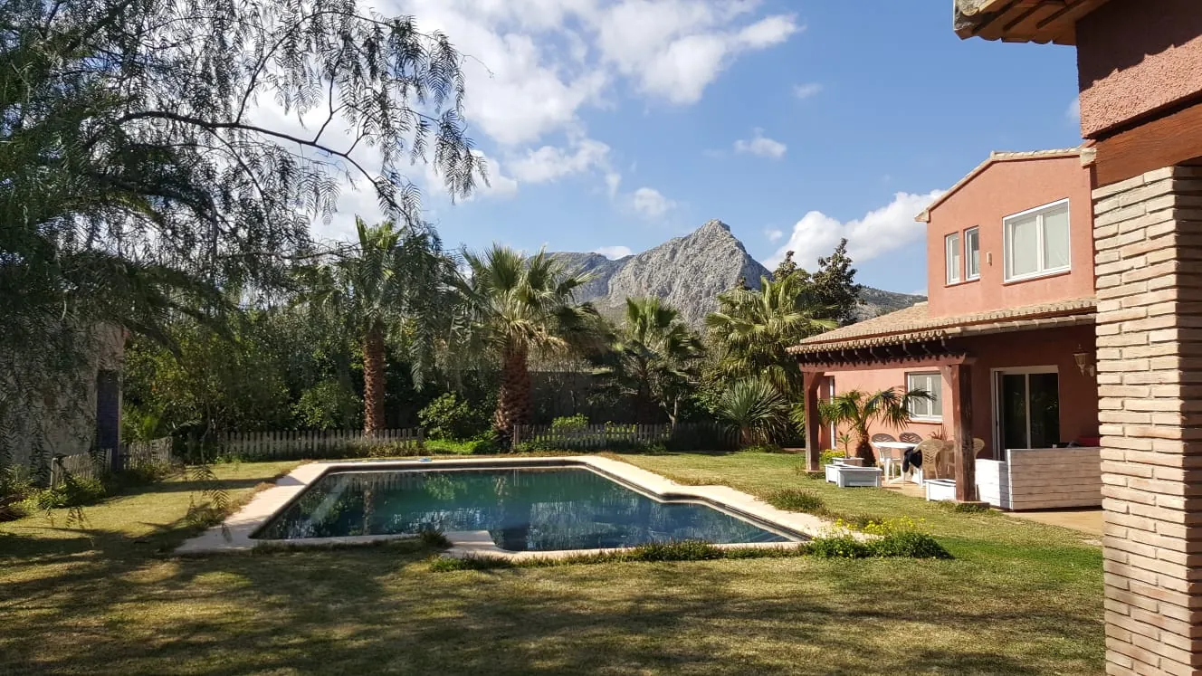 CR 022 T - CASA DE CAMPO EN ONDARA