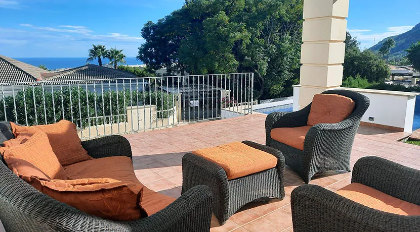 VILLA CON PISCINA Y VISTAS AL MAR EN ZONA MARQUESA VI, DENIA