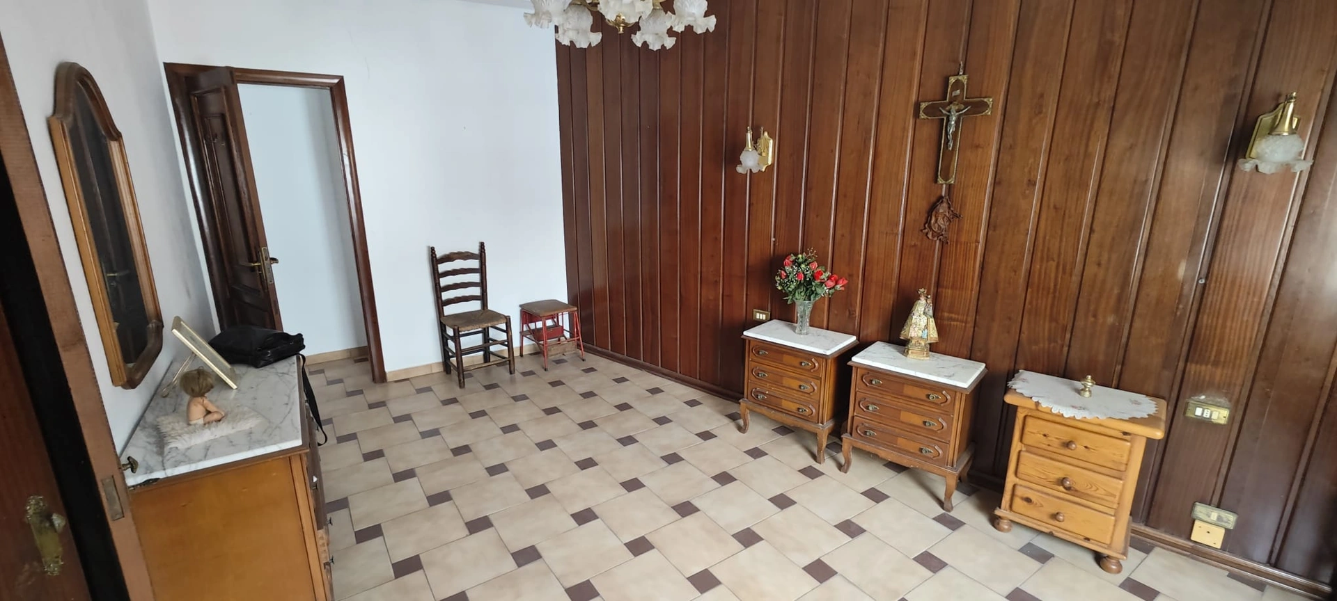 CASA DE PUEBLO EN CASCO ANTIGUO EN DENIA