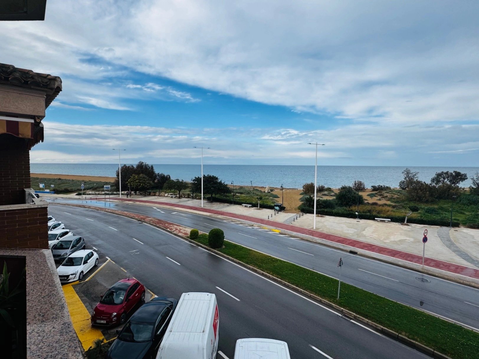 Ático dúplex en puerto Dénia con vistas a la playa arena