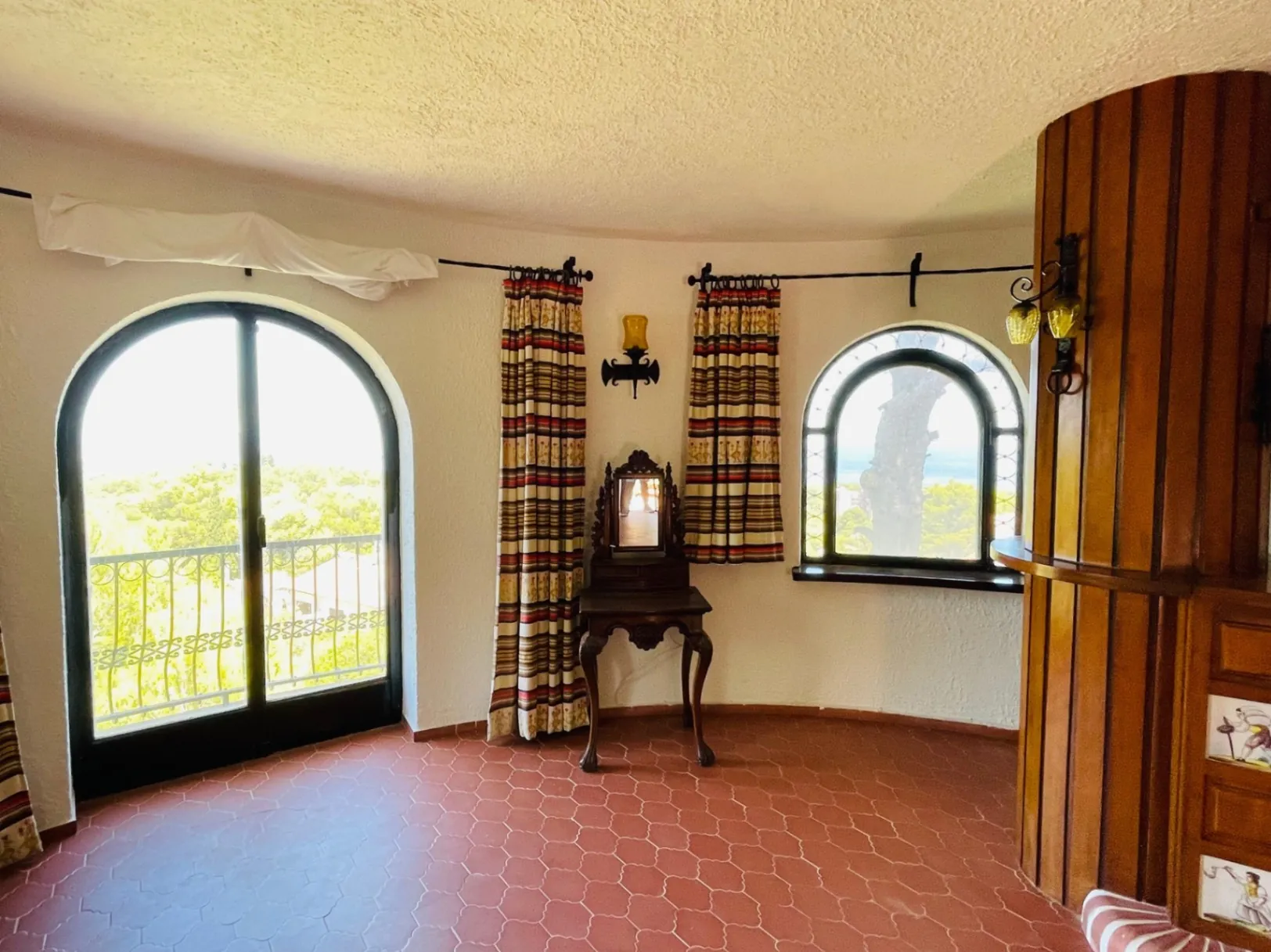 Chalet con piscina y vistas panorámicas en Dénia- Las Rotas