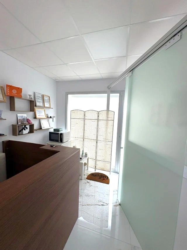 LOCAL / VIVIENDA EN ALMOINES