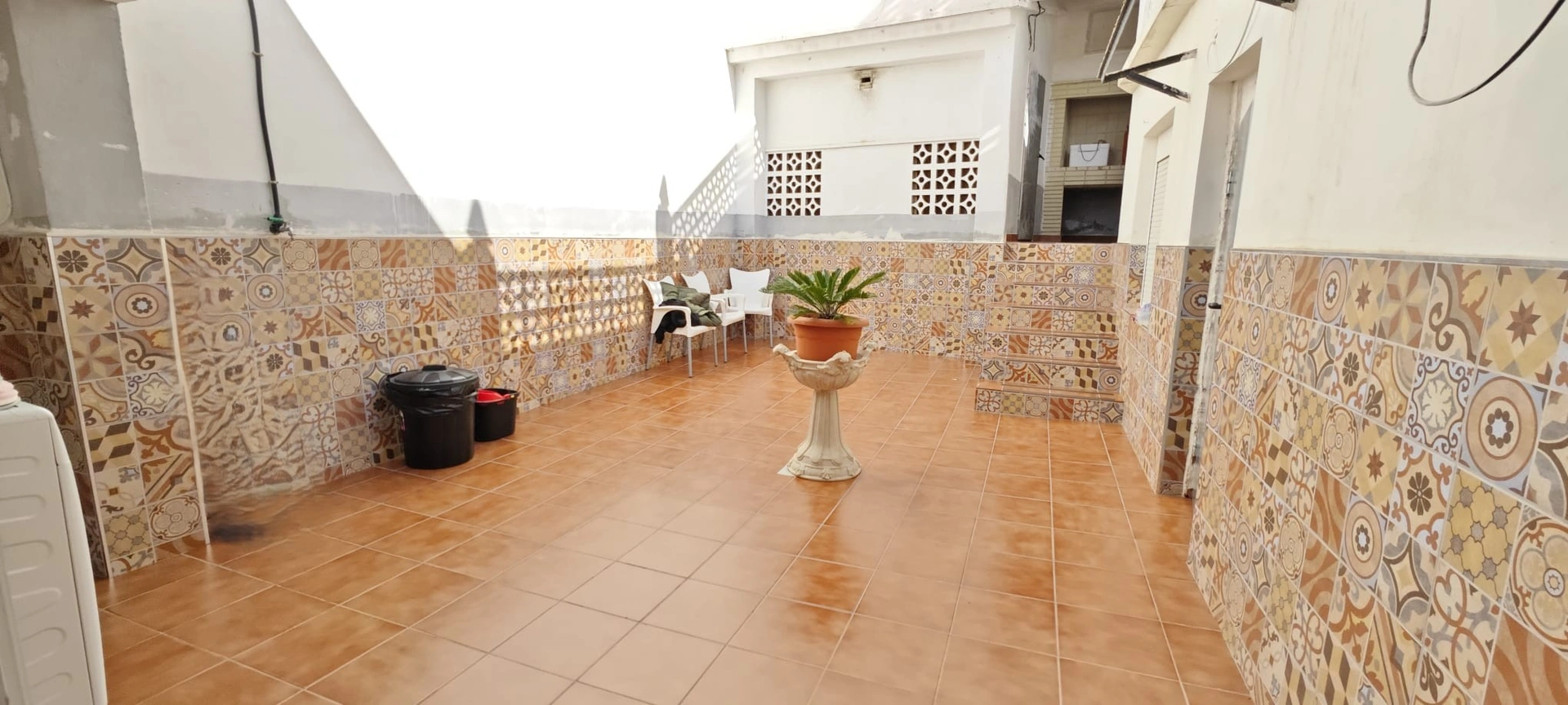 CASA DE PUEBLO EN OLIVA REFORMADA CON ESTILO