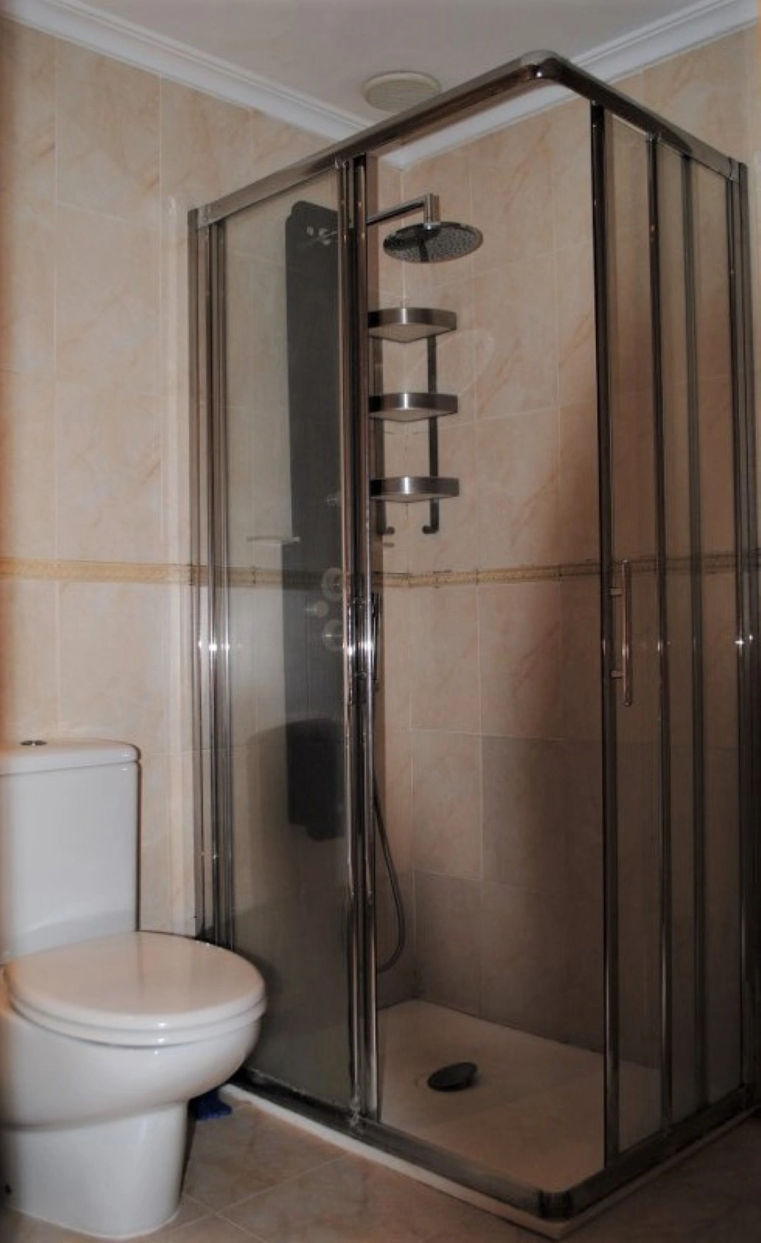 Apartamento en Denia en planta baja de 2 dormitorios y terraza privada en venta