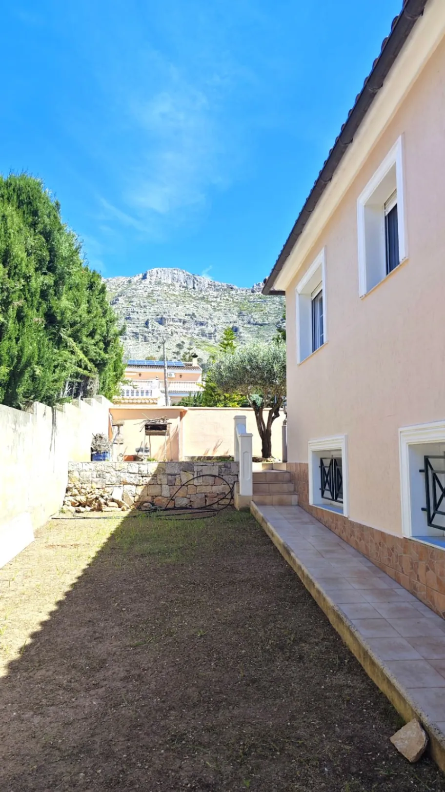CHALET INDEPENDIENTE CON PISCINA EN BARX (La Drova)