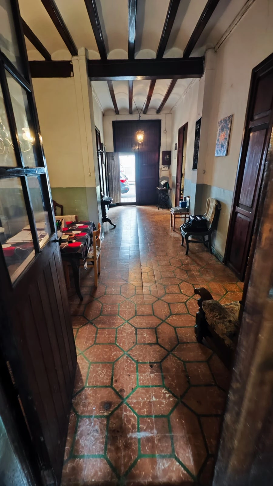 CASA DE DOS PLANTAS Y TERRAZA EN GANDIA