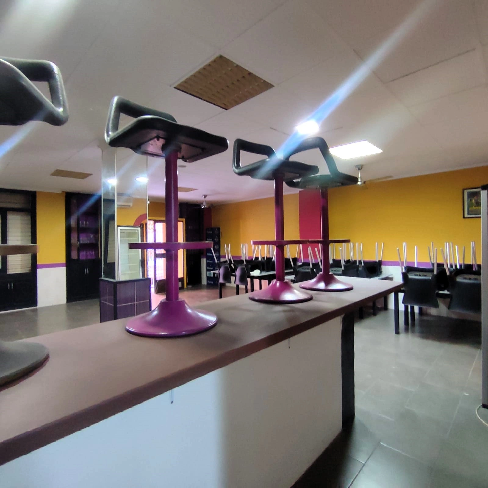 SE VENDE LOCAL EN DENIA