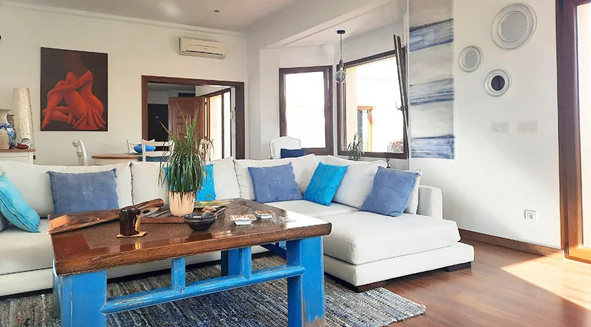 VILLA CON PISCINA Y VISTAS AL MAR EN ZONA MARQUESA VI, DENIA