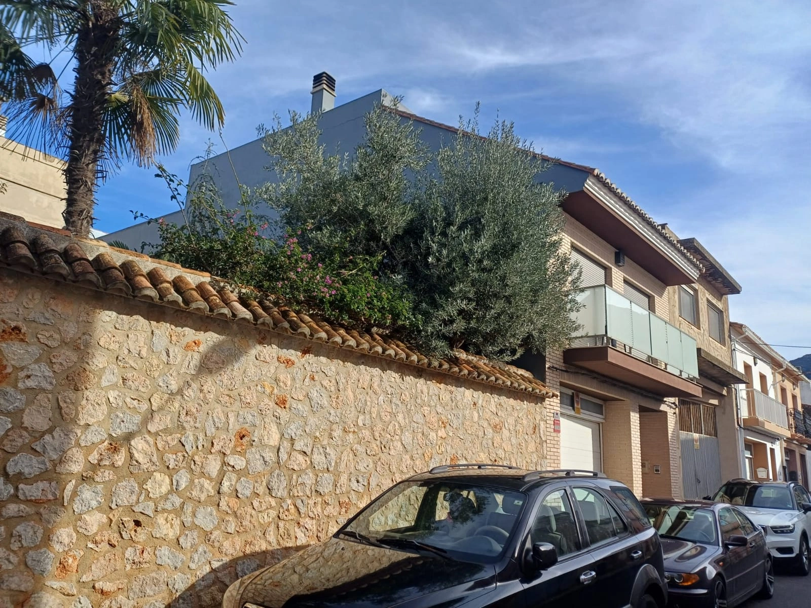 CASA CON GARAJE EN BARX (garaje+piso+buhardilla)