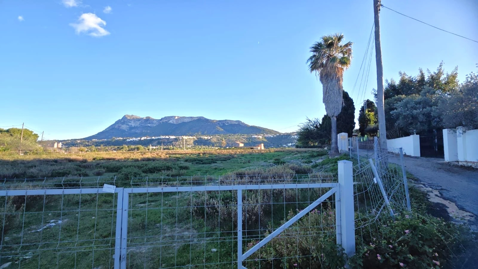 PARCELA con CASA RUSTICA para REFORMAR de 493m2 - DENIA - LA XARA