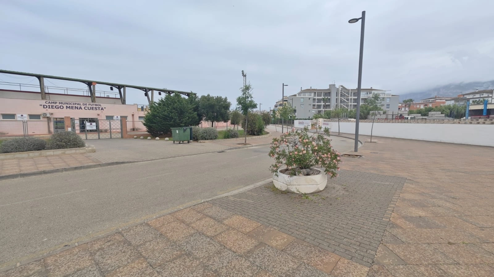 PARCELA URBANIZABLE PARA "APTOS" EN DÉNIA