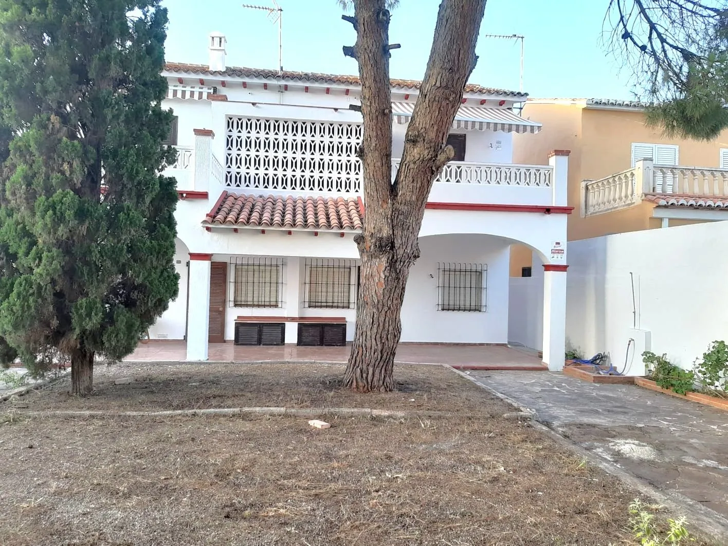 Casa adosada en venta en Denia, Alicante, 4 dormitorios.