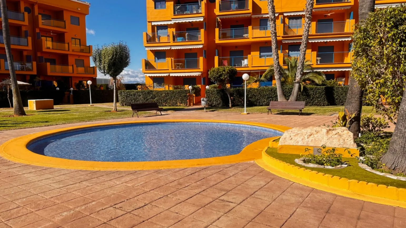 VENTA DE ATICO DUPLEX EN DENIA, LAS MARINAS, KM. 1
